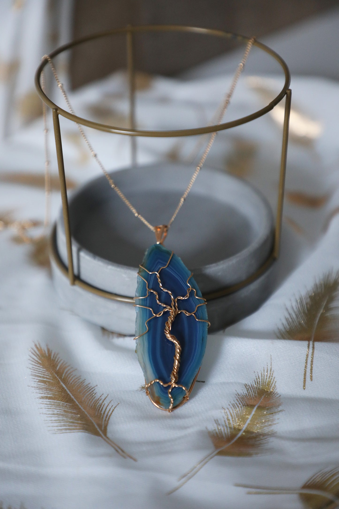 Tree of Life Agate Slice Necklace - Blue