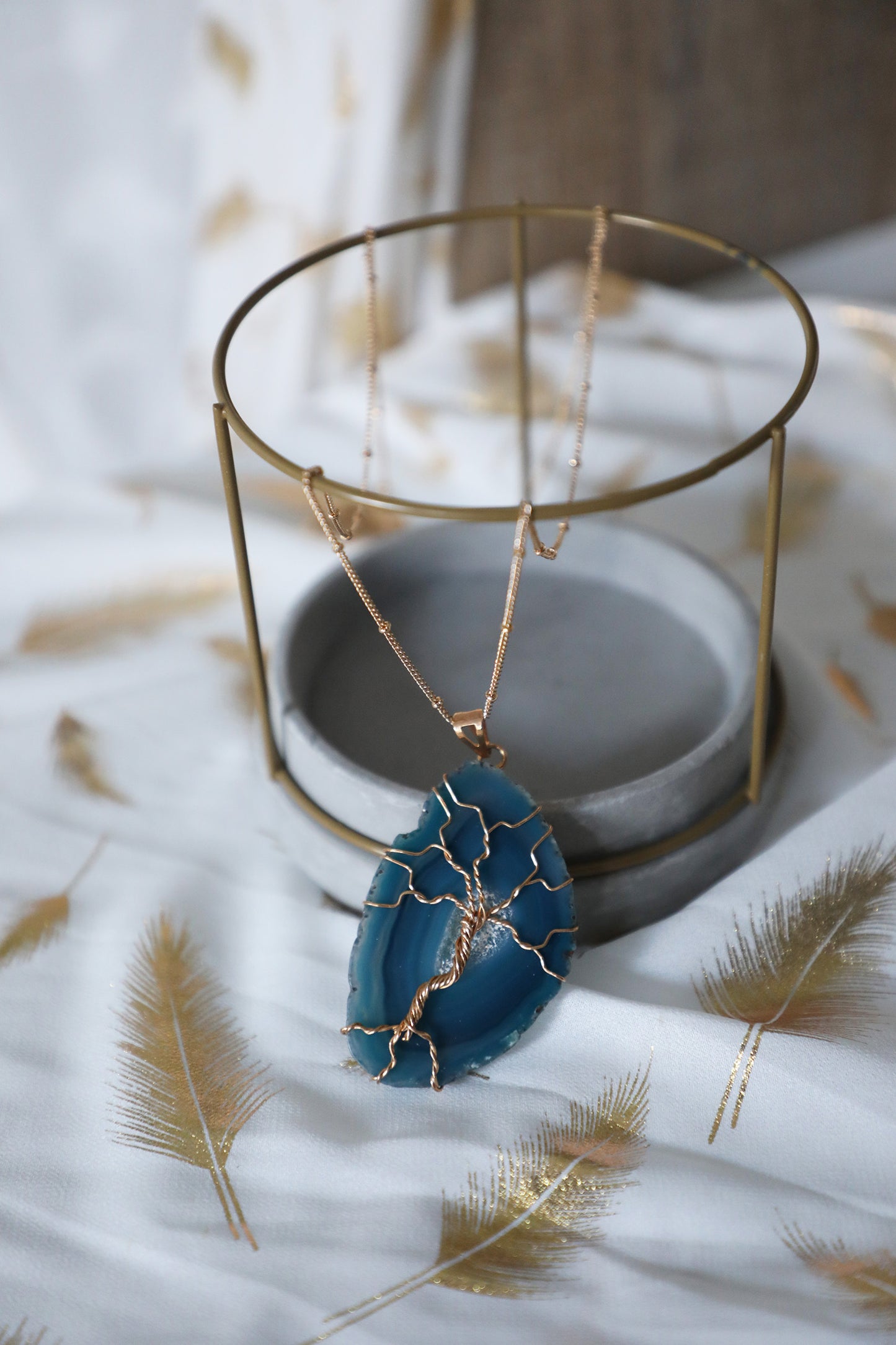 Tree of Life Agate Slice Necklace - Bermuda