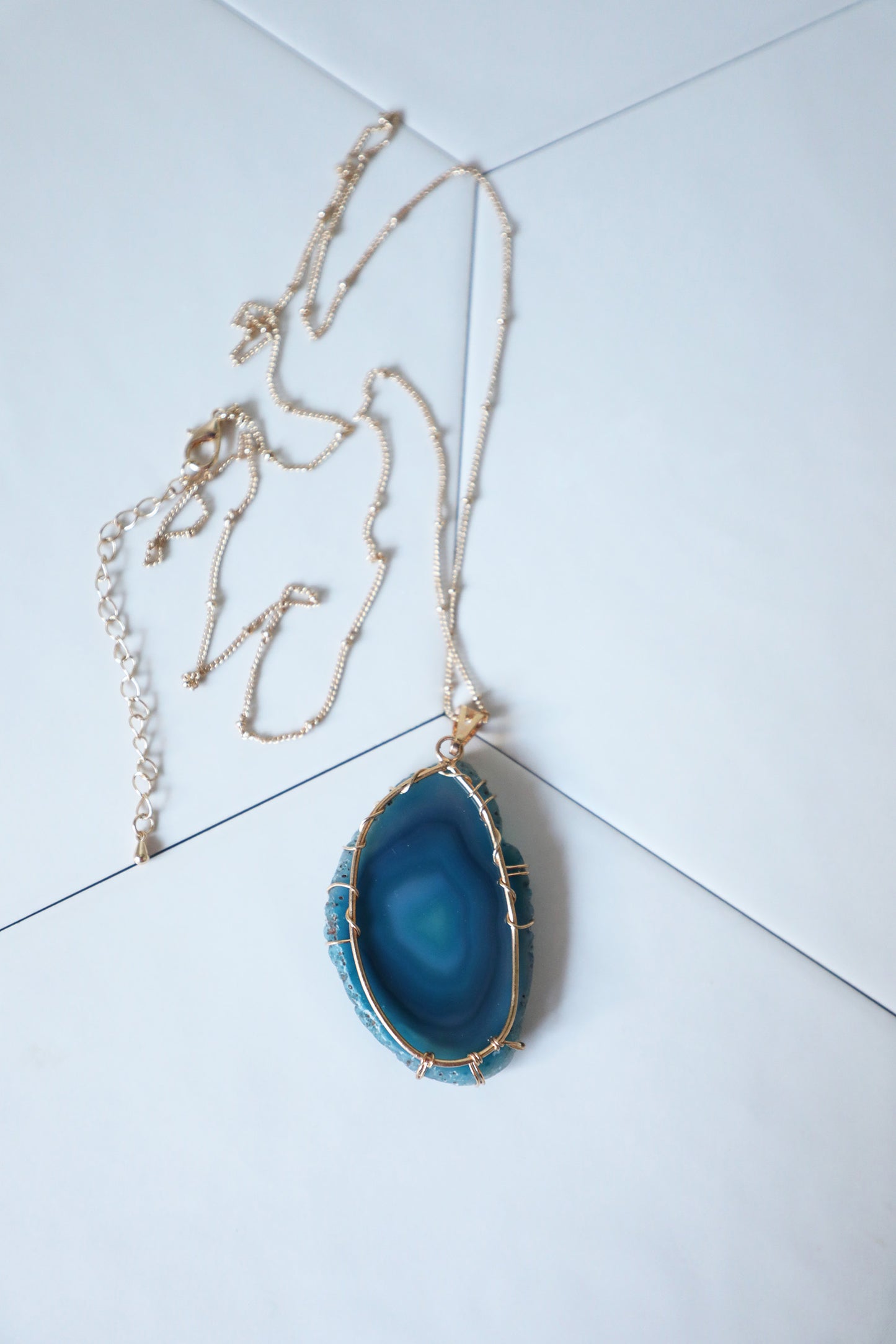 Tree of Life Agate Slice Necklace - Bermuda