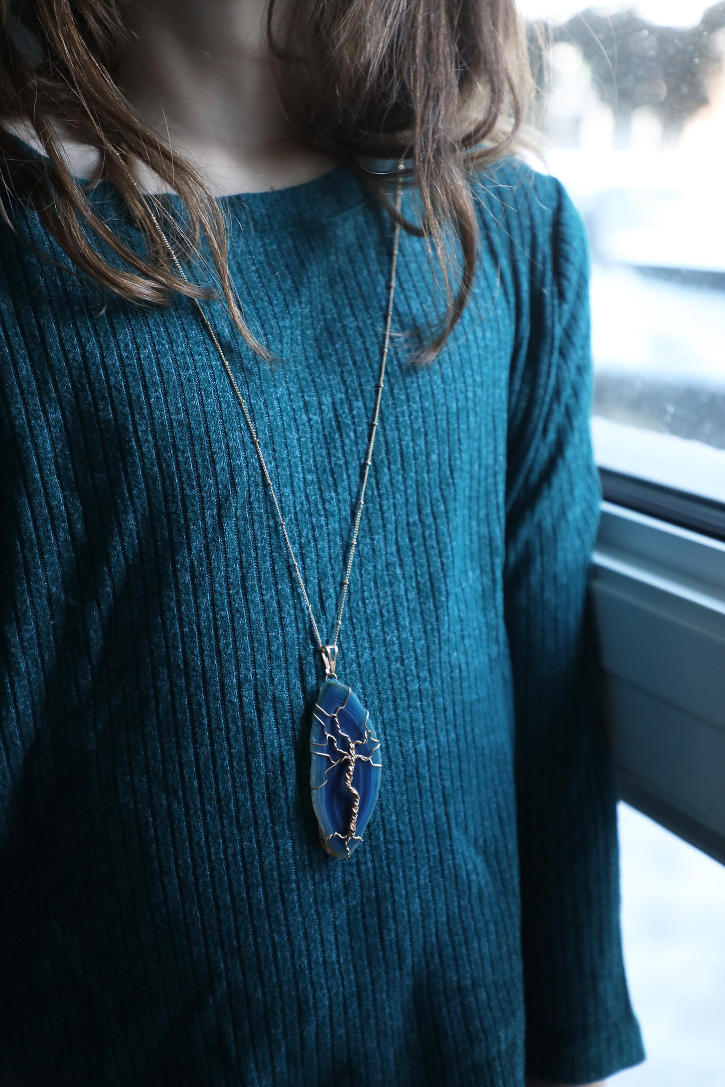 Tree of Life Agate Slice Necklace - Blue