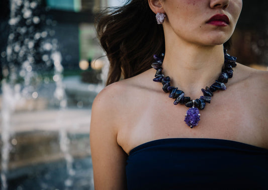 The Crown of Midnight Necklace