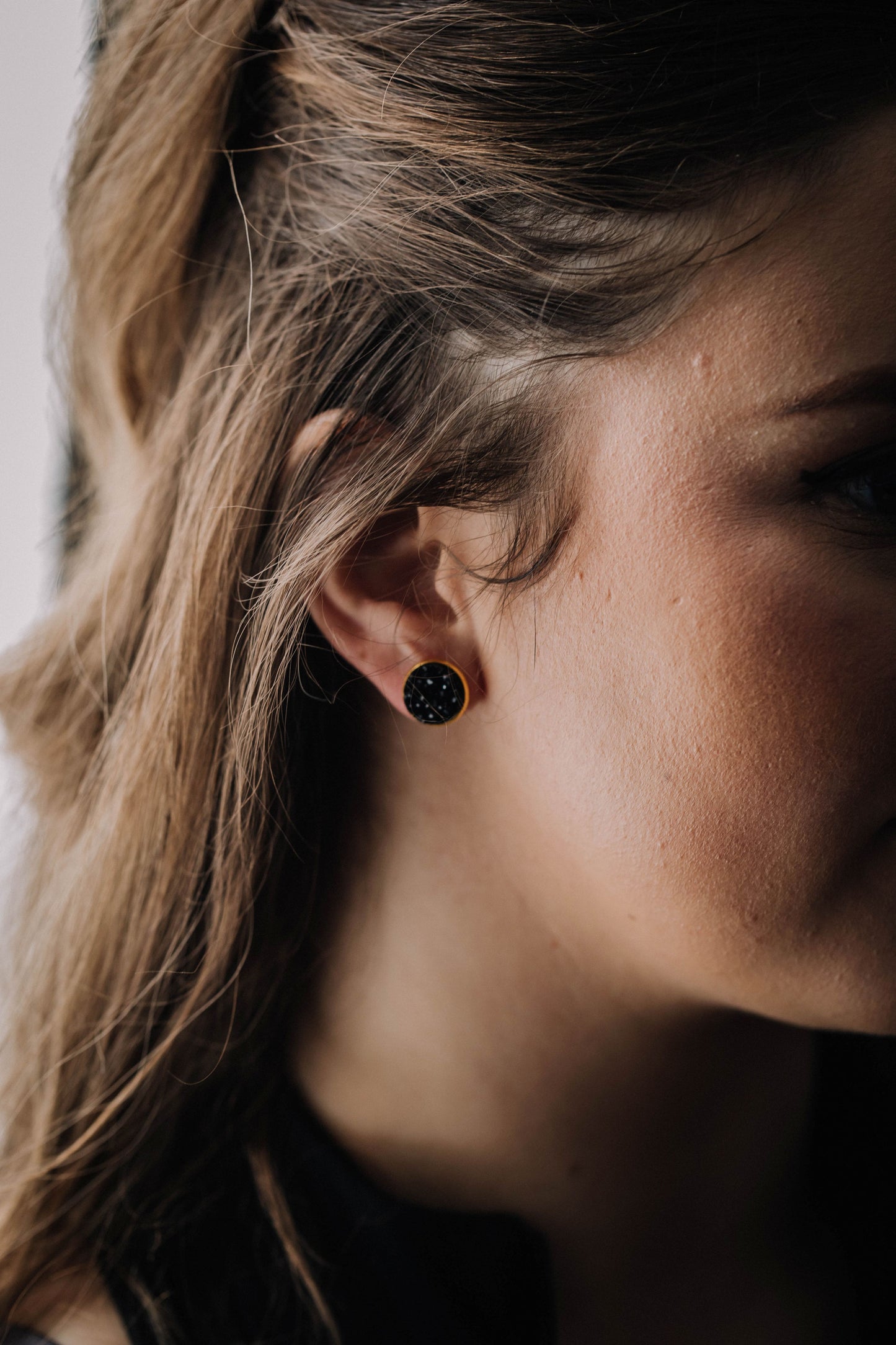 Druzy Resin Stud Earrings - Black Gold