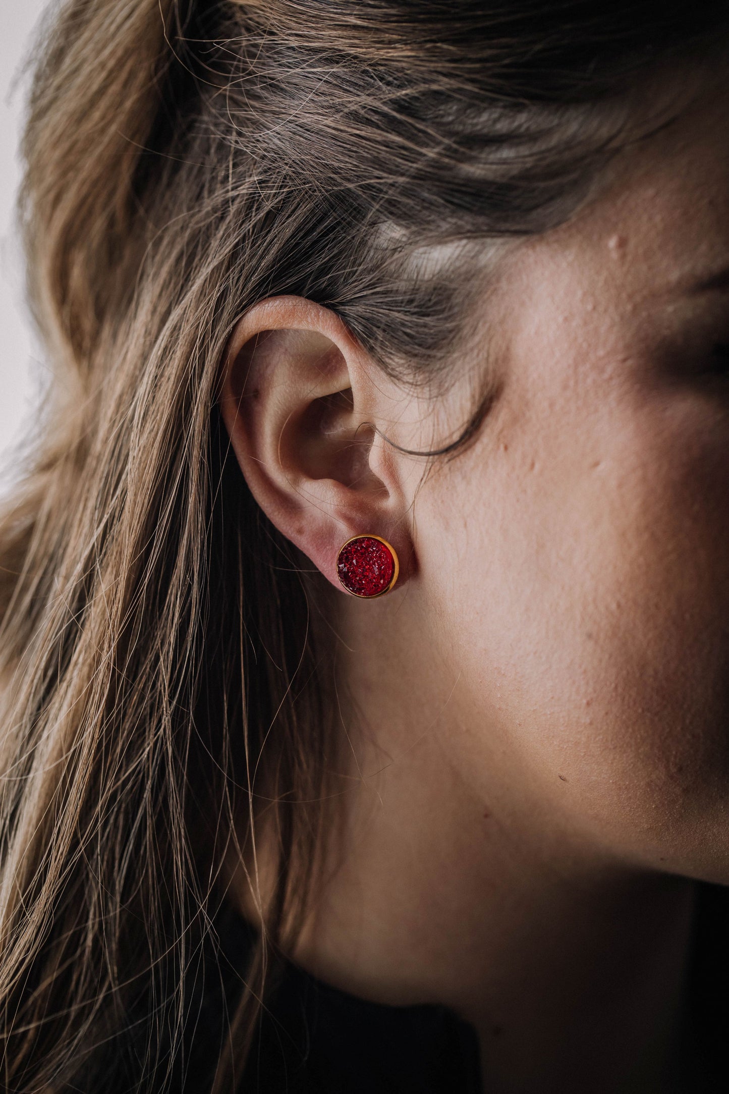 Druzy Resin Stud Earrings - Red Gold