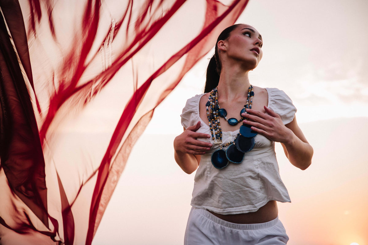 The Oracle Necklace